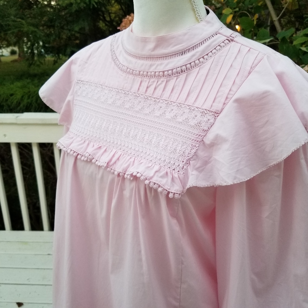 🆕️ J Crew Crocheted Lace Ruffle Top pink - Picture 7 of 7